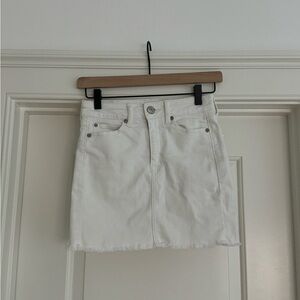 AMERICAN EAGLE MINI SKIRT SIZE 00